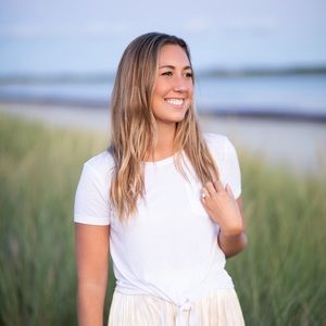 Meet your Posher, Lauren